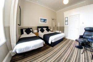 twin beds in guest house